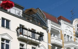 Hausfassade Algenbefall