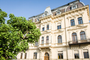 Altbau-Mehrfamilienhaus als Mietanlage